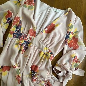 Madewell V-Neck Midi Floral Tiered Dress with Tie Sleeve (Size 00)